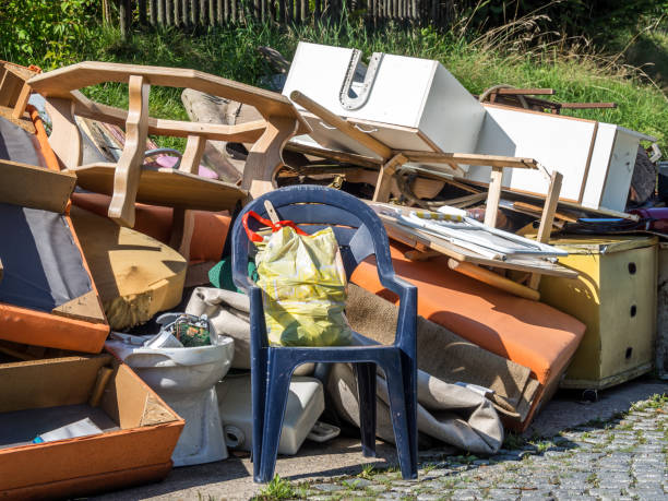 Best Attic Cleanout Services  in Harbor Bluffs, FL